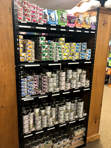 Pet Supply Store «Four Paws & Co», reviews and photos, 1225 Ken Pratt Blvd, Longmont, CO 80501, USA