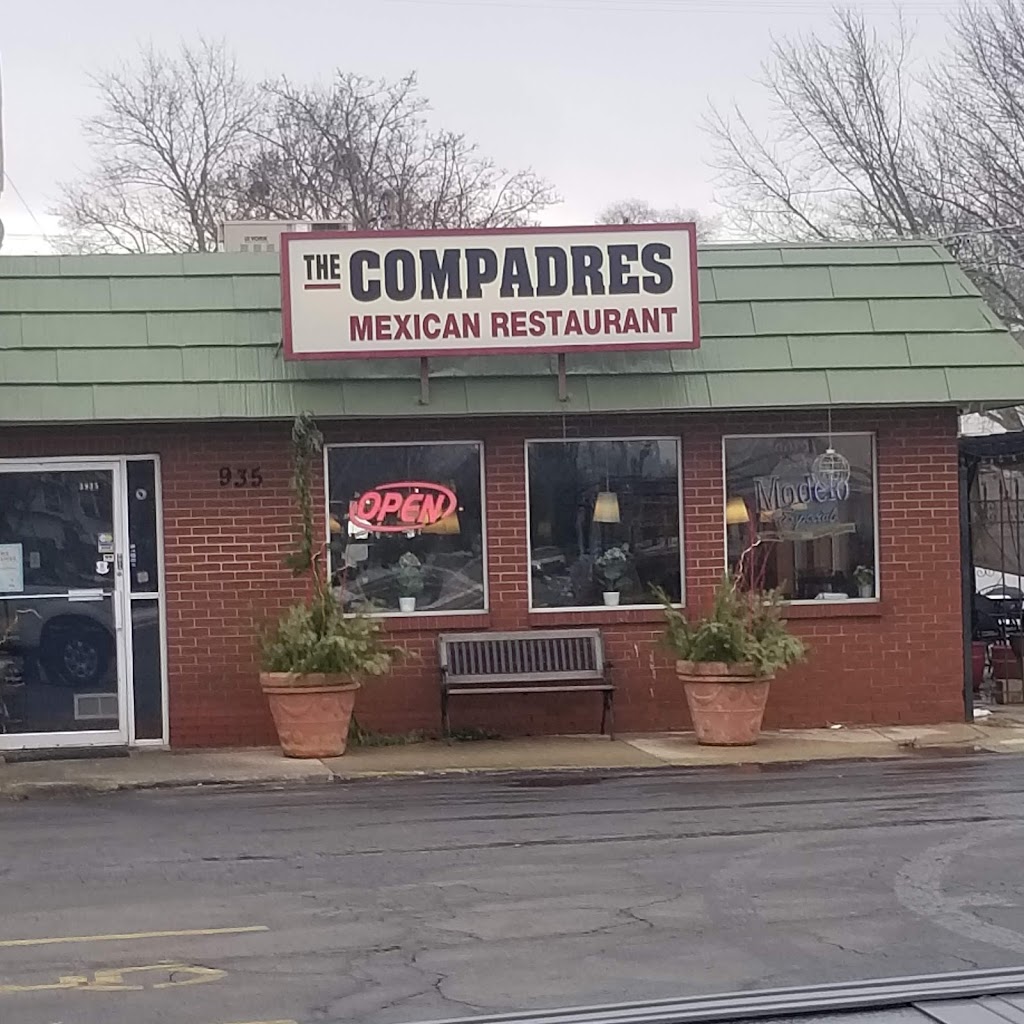 Los Compadres Mexican Restaurant 53144