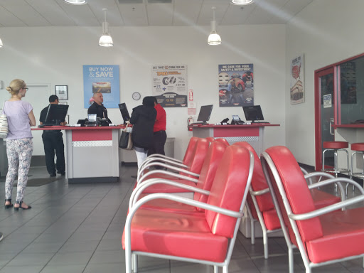 Tire Shop «Discount Tire», reviews and photos, 1901 Dallas Pkwy, Plano, TX 75093, USA