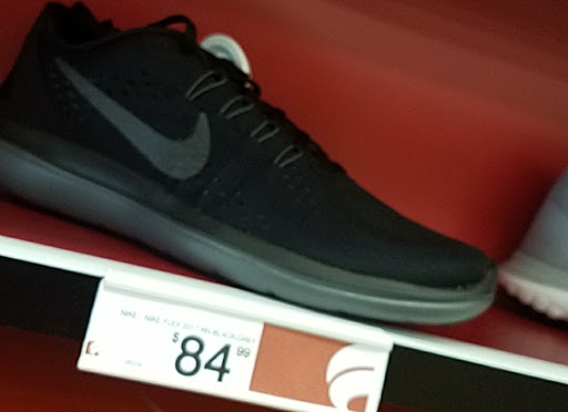 Shoe Store «Famous Footwear», reviews and photos, 14180 E Ellsworth Ave, Aurora, CO 80012, USA