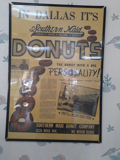 Donut Shop «Southern Maid Donuts», reviews and photos, 301 E Buckingham Rd, Garland, TX 75040, USA