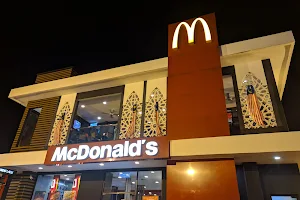 McDonald's Kok Lanas DT image