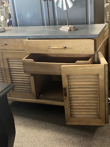 Thrift Store «1st choice thrift store», reviews and photos, 1641 S Cobb Dr, Marietta, GA 30060, USA