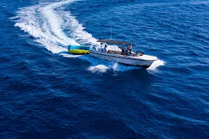 לעוף על המים ספורט ימי באילת FLY ON WATER - WATER SPORTS image