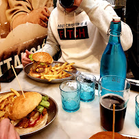 Plats et boissons du Restaurant de hamburgers Funky Burger à Bordeaux - n°18
