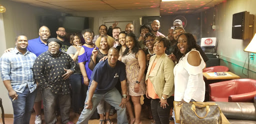 Tobacco Shop «Pipes & Pleasures», reviews and photos, 4244 E Main St, Columbus, OH 43213, USA