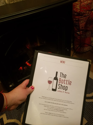 Wine Store «Pop More Corks», reviews and photos, 617 W Main St, Lake Geneva, WI 53147, USA