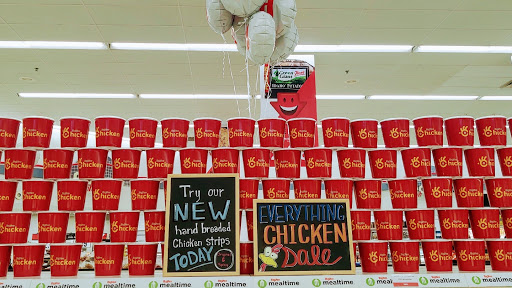 Supermarket «Hy-Vee», reviews and photos, 2453 N Court St, Ottumwa, IA 52501, USA