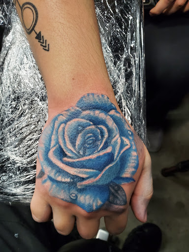 Tattoo Shop «Flesh To Fantasy Tattoo Emporium», reviews and photos, 721 S Main St, Bellefontaine, OH 43311, USA