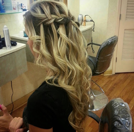 Hair Salon «Regis Salon», reviews and photos, 2270 Town Center Ave #111, Melbourne, FL 32940, USA