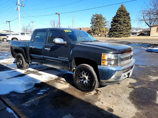 Used Car Dealer «Harris Boyz Auto», reviews and photos, 2115 S Riverside Dr, Iowa City, IA 52246, USA