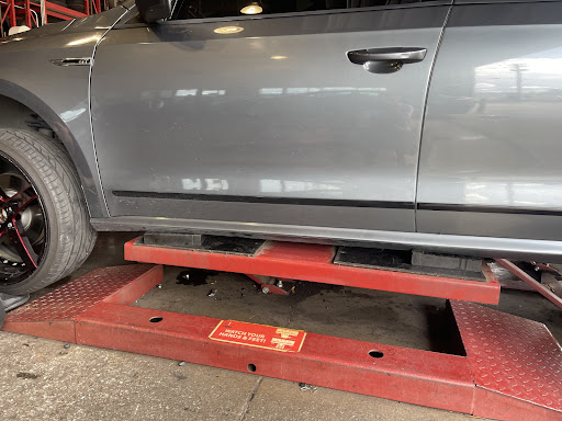 Tire Shop «Discount Tire Store - Lebanon, TN», reviews and photos, 613 S Cumberland St, Lebanon, TN 37087, USA