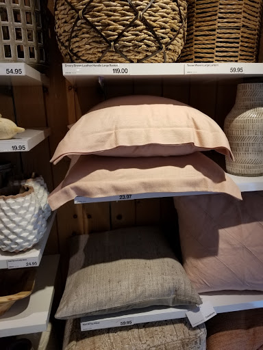 Furniture Store «Crate and Barrel», reviews and photos, 777 Boylston St, Boston, MA 02116, USA