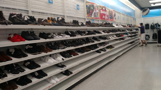 Clothing Store «Ross Dress for Less», reviews and photos, 61113 Airport Rd, Slidell, LA 70460, USA