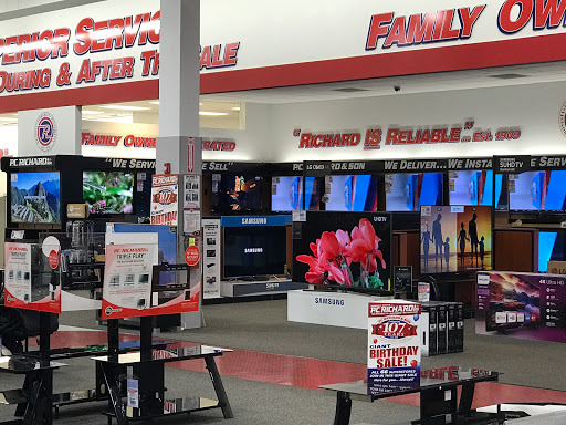 Appliance Store «P.C. Richard & Son», reviews and photos, 136-03 20th Ave, College Point, NY 11356, USA