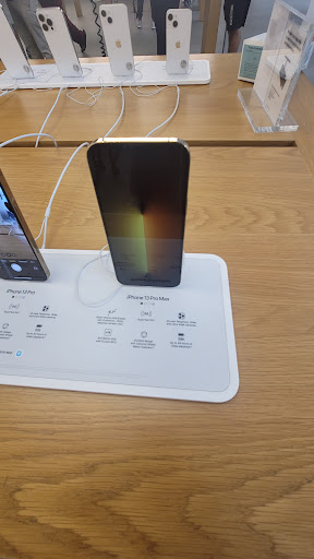 Computer Store «Apple Los Cerritos», reviews and photos, 242 Los Cerritos Center, Cerritos, CA 90703, USA