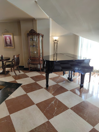 Cookoo Restaurant | Comfort Food