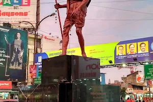 Mahatma Gandhi Statue image