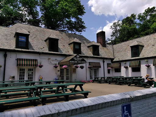 Golf Course «Silver Lake Golf Course», reviews and photos, 915 Victory Blvd, Staten Island, NY 10301, USA