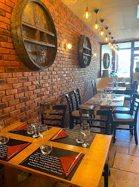 Photos du propriétaire du Restaurant français Restaurant 4V à Dreux - n°18