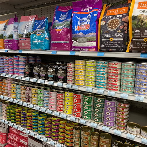 Pet Supply Store «H3 Pet Supply», reviews and photos, 475 Hawley Ln, Stratford, CT 06614, USA