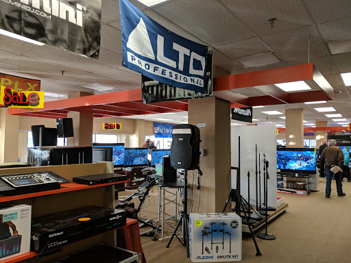 Electronics Store «You-do-it Electronics Center», reviews and photos, 40 Franklin St, Needham, MA 02494, USA