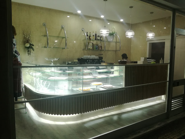 Anabembombar - Cafeteria