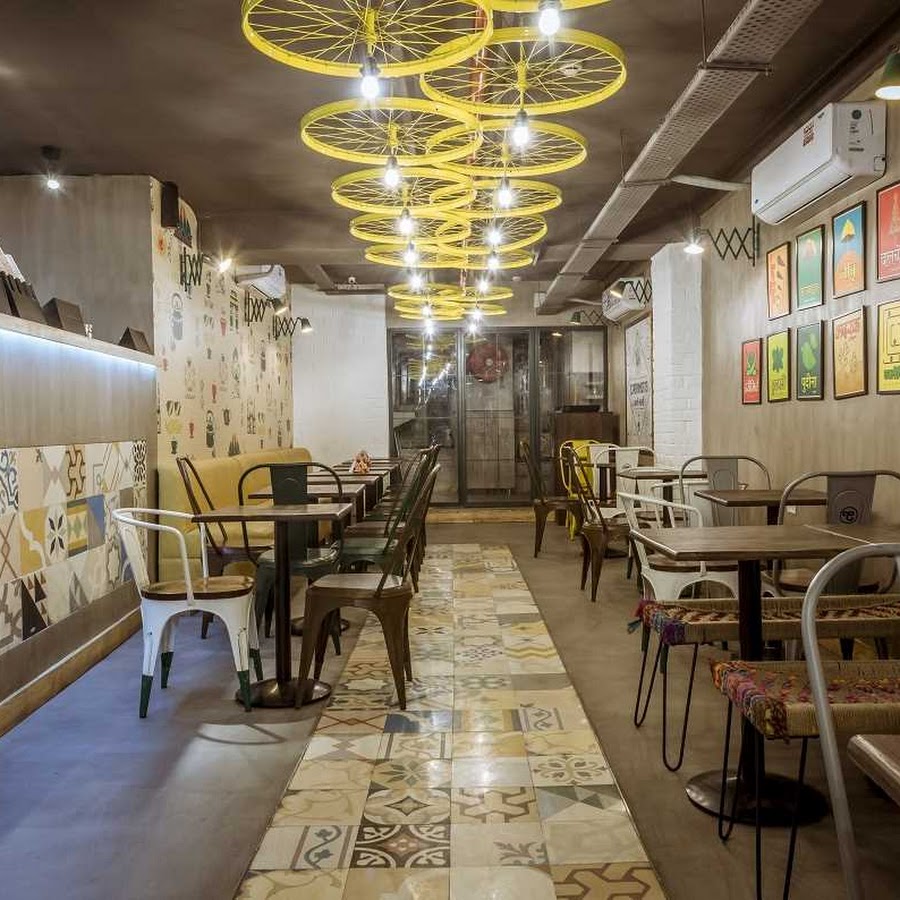 Chaayos Cafe at Connaught Place
