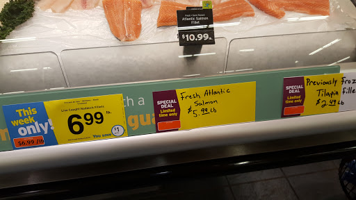 Grocery Store «Hannaford Supermarket», reviews and photos, 27-41 Gansevoort Rd, South Glens Falls, NY 12803, USA