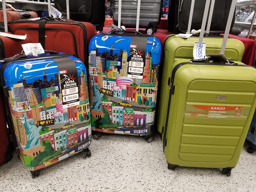 Clothing Store «Ross Dress for Less», reviews and photos, 3701 Truxel Rd, Sacramento, CA 95834, USA