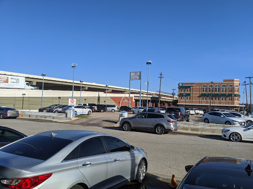Hyundai Dealer «Van Hyundai», reviews and photos, 1301 S Interstate 35E, Carrollton, TX 75006, USA