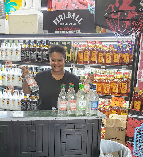 Liquor Store «River Cut Rate Liquor», reviews and photos, 327 Cadiz St, Dallas, TX 75207, USA