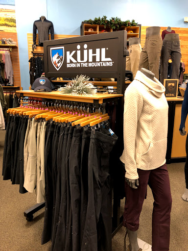 Outdoor Sports Store «Summit Hut», reviews and photos, 7745 N Oracle Rd, Oro Valley, AZ 85704, USA