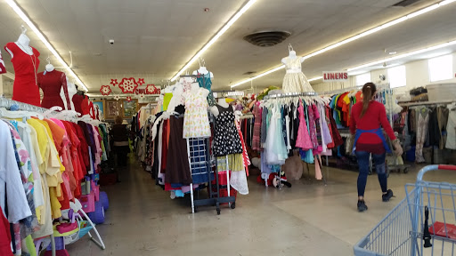 Thrift Store «Red White & Blue Thrift Store», reviews and photos, 12640 NE 6th Ave, Miami, FL 33161, USA