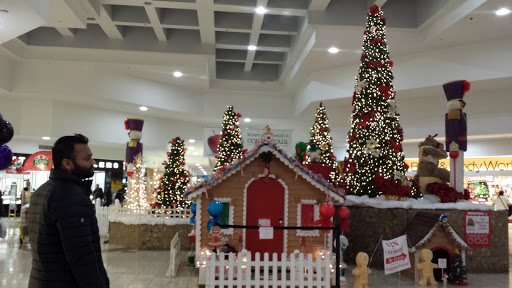 Shopping Mall «TownMall of Westminster», reviews and photos, 400 N Center St, Westminster, MD 21157, USA