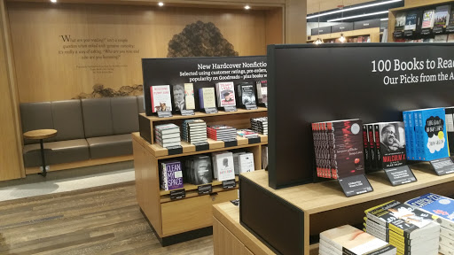 Electronics Store «Amazon Books», reviews and photos, 246 Legacy Pl, Dedham, MA 02026, USA