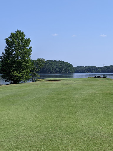 Golf Course «Oak Hollow Golf Course», reviews and photos, 3400 N Centennial St, High Point, NC 27265, USA