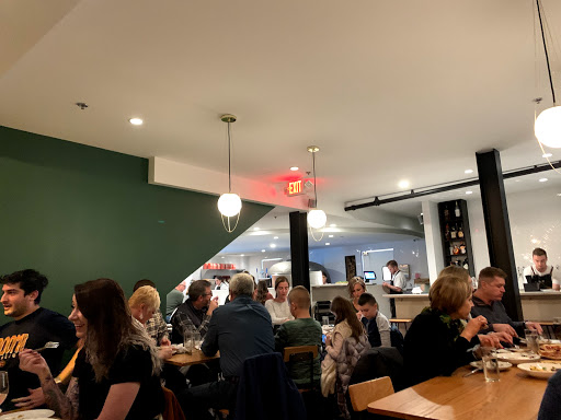 Pizza Restaurant «Wooden Paddle Pizza», reviews and photos, 11128 W 179th St, Orland Park, IL 60467, USA