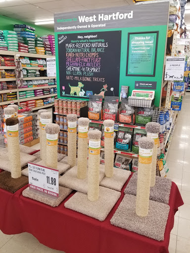 Pet Supply Store «Pet Supplies Plus», reviews and photos, 2480 Albany Ave, West Hartford, CT 06117, USA