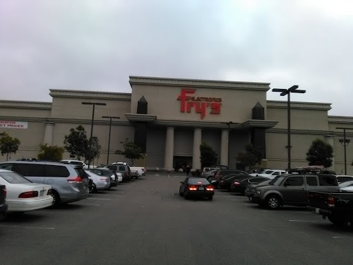 Electronics Store «Frys Electronics», reviews and photos