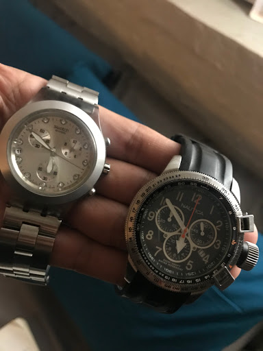 Watch Repair Service «Jewels On Lake», reviews and photos, 415 S Lake Ave #101, Pasadena, CA 91101, USA