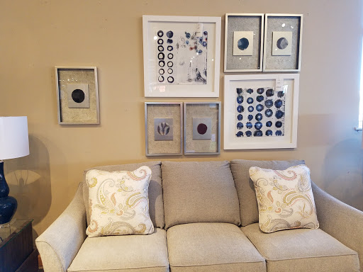 Furniture Store «La-Z-Boy Furniture Galleries», reviews and photos, 3050 Berlin Turnpike, Newington, CT 06111, USA