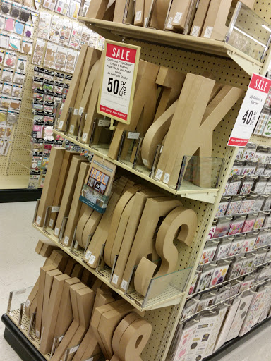 Office Supply Store «Staples», reviews and photos, 2045 S Pleasant Valley Rd, Winchester, VA 22602, USA