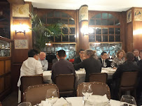 Atmosphère du Restaurant français Lily de Neuilly à Neuilly-sur-Seine - n°12