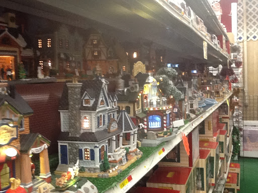 Outdoor Furniture Store «American Sale - Bridgeview», reviews and photos, 8951 Harlem Ave, Bridgeview, IL 60455, USA