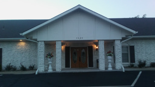 Funeral Home «Maple Hill Funeral Home & Cemetery», reviews and photos, 3300 Shawnee Dr, Kansas City, KS 66106, USA