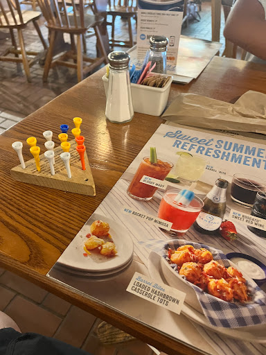 American Restaurant «Cracker Barrel Old Country Store», reviews and photos, 4321 S Interstate Hwy 35, San Marcos, TX 78666, USA