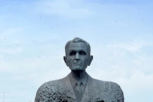 Bust of Corneliu Coposu image