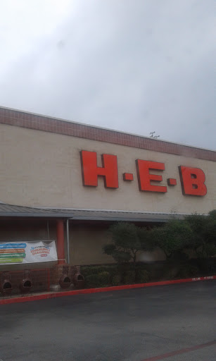 Grocery Store «H-E-B Grocery», reviews and photos, 101 S Clay St, Ennis, TX 75119, USA