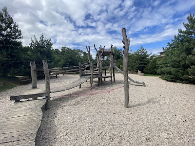 Aire de jeux au parc du Pillon à Thonon-les-Bains